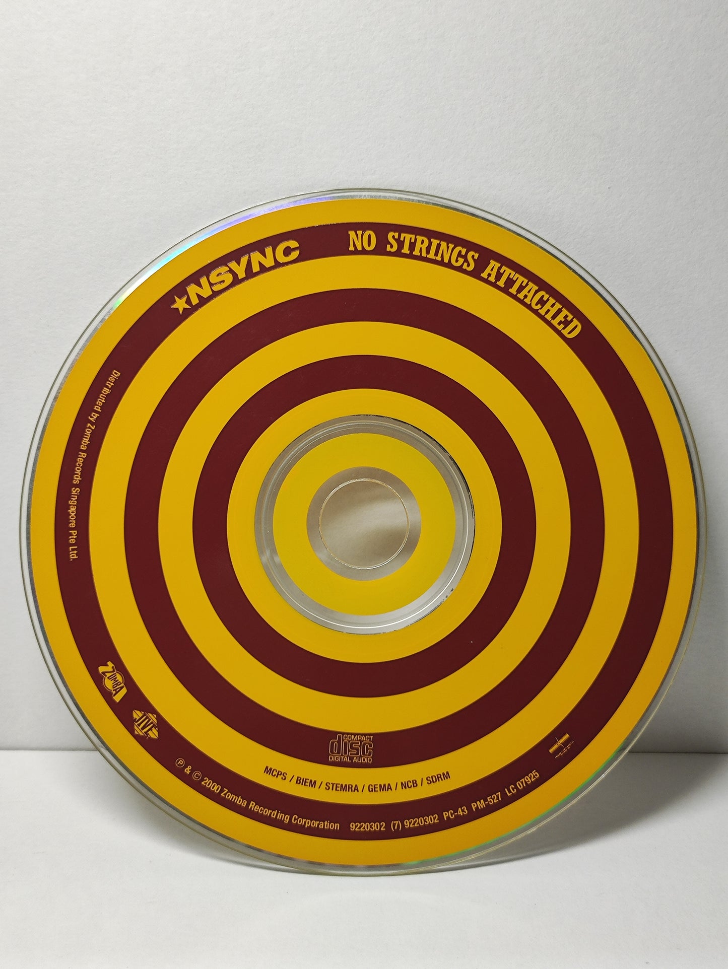 AMM25 NSYNC NO STRINGS ATTACHED BYE BYE BYE 2000 Singapore English CD FCP030