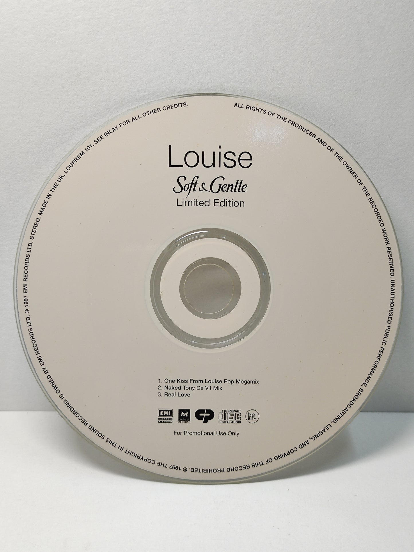 AMM25 LOUISE SOFT GENTLE LIMITED EDITION ONE KISS FROM LOUISE POP MEGAMIX UK PROMOTIONAL ENGLISH CD FCP092