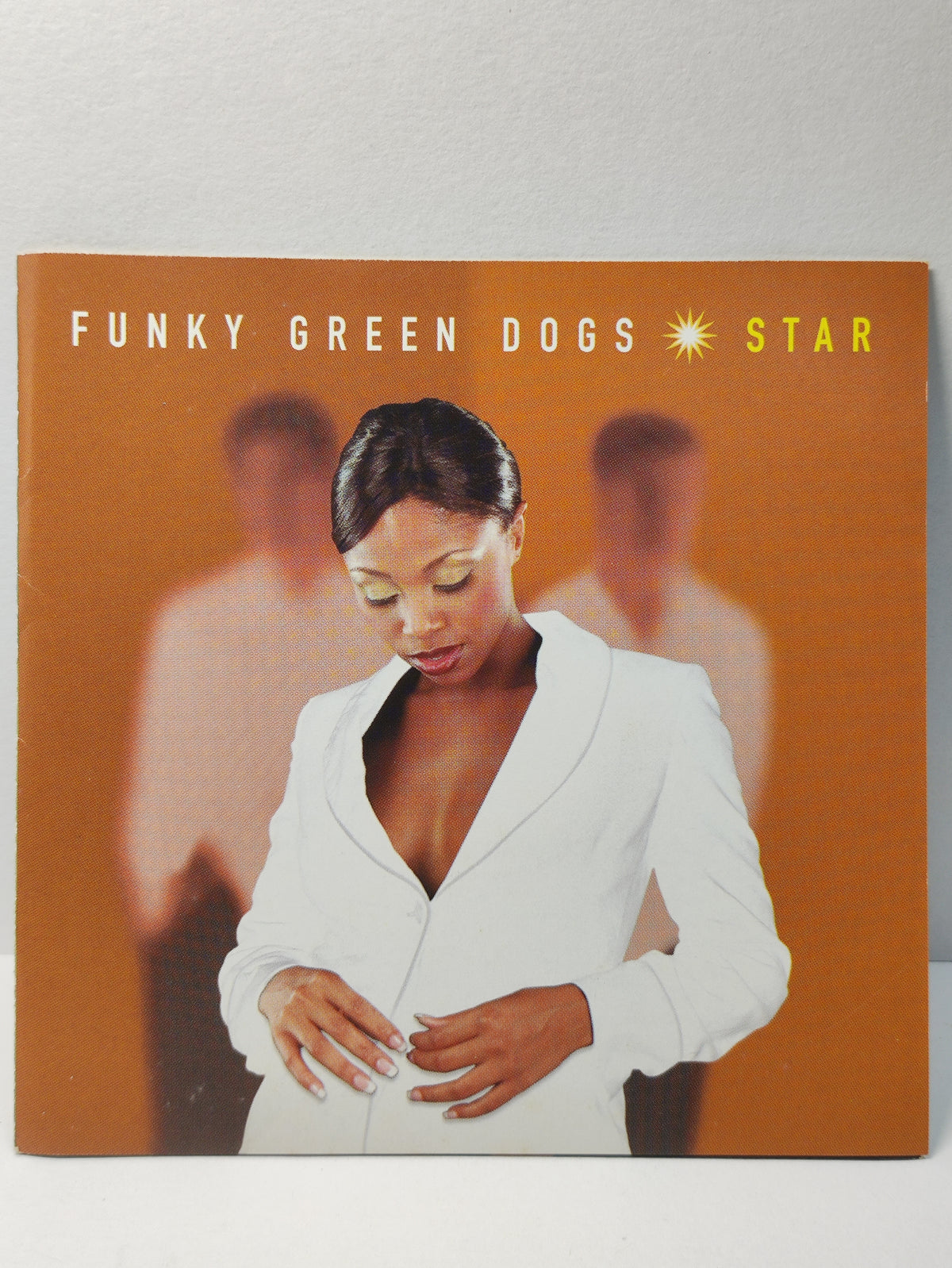 AMM25 FUNKY GREEN DOGS STAR BODY CAN'T HELP IT WON'T STOP LOVING YOU 1999 USA ENGLISH CD FCP183