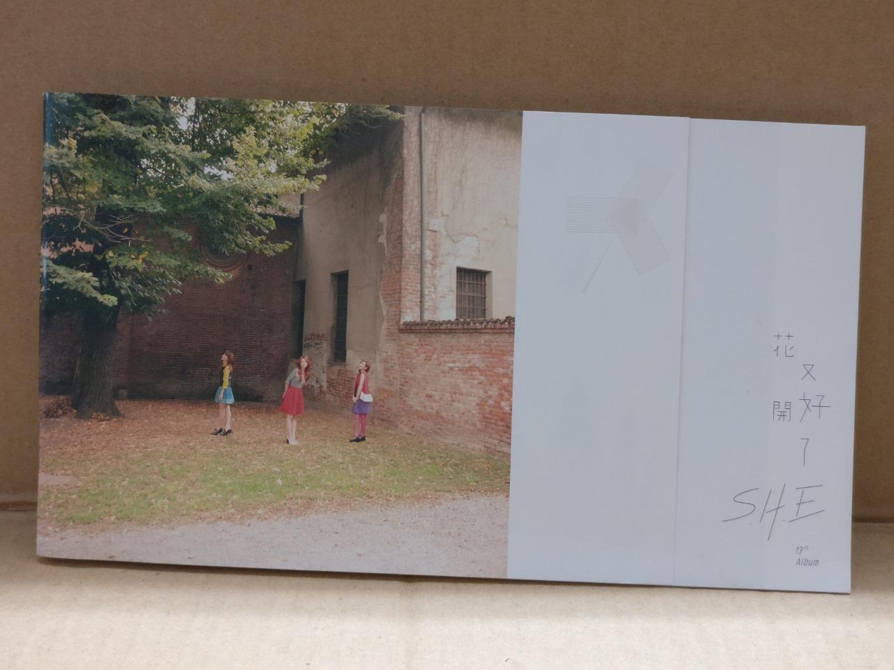 Taiwan S.H.E. Hebe Selina Ella 任家萱 田馥甄 陈嘉桦 花又开好了 2012 Chinese CD + DVD FCBL152