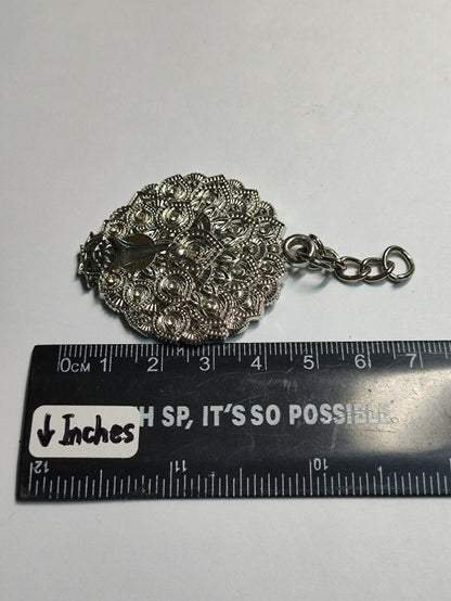 AMM68 STUNNING VINTAGE KEYCHAIN KEYRING SILVER TONE BEAUTIFUL PEACOCK (JF067)