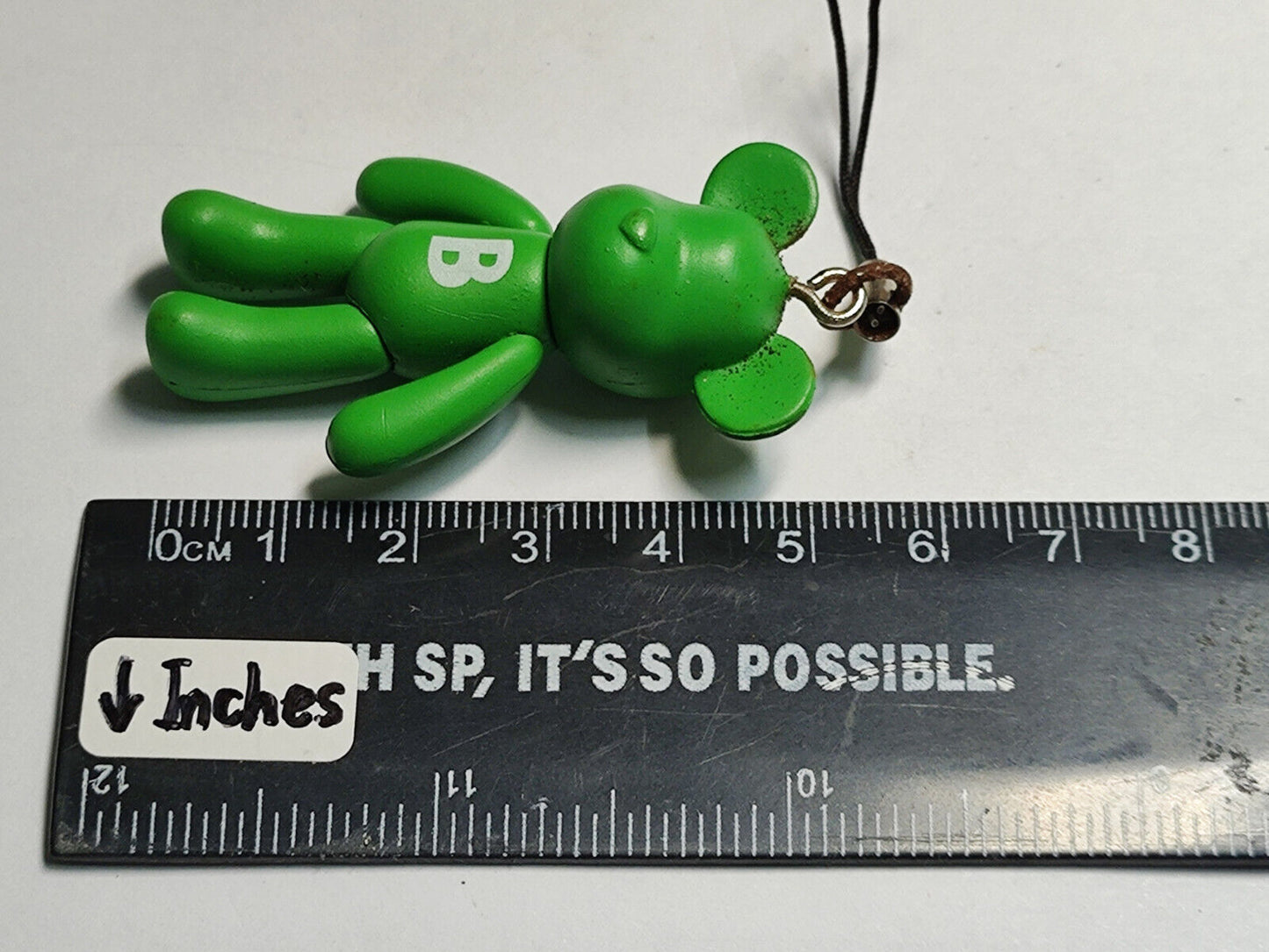 AMM68 STUNNING VINTAGE KEYCHAIN KEYRING HANDPHONE CHARM BEARBRICK GREEN (JF076)