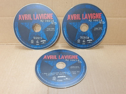 Avril Lavigne My World 2003 Singapore English Video 2x VCD + CD (FCS10256)