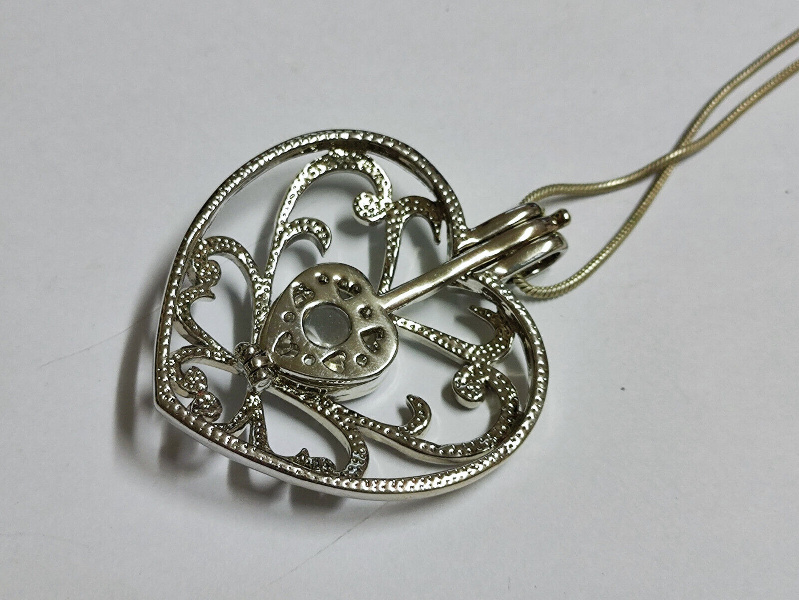AMM68 STUNNING VINTAGE SILVER TONE 16'' NECKLACE PENDANT LOVE HEART (JF014)