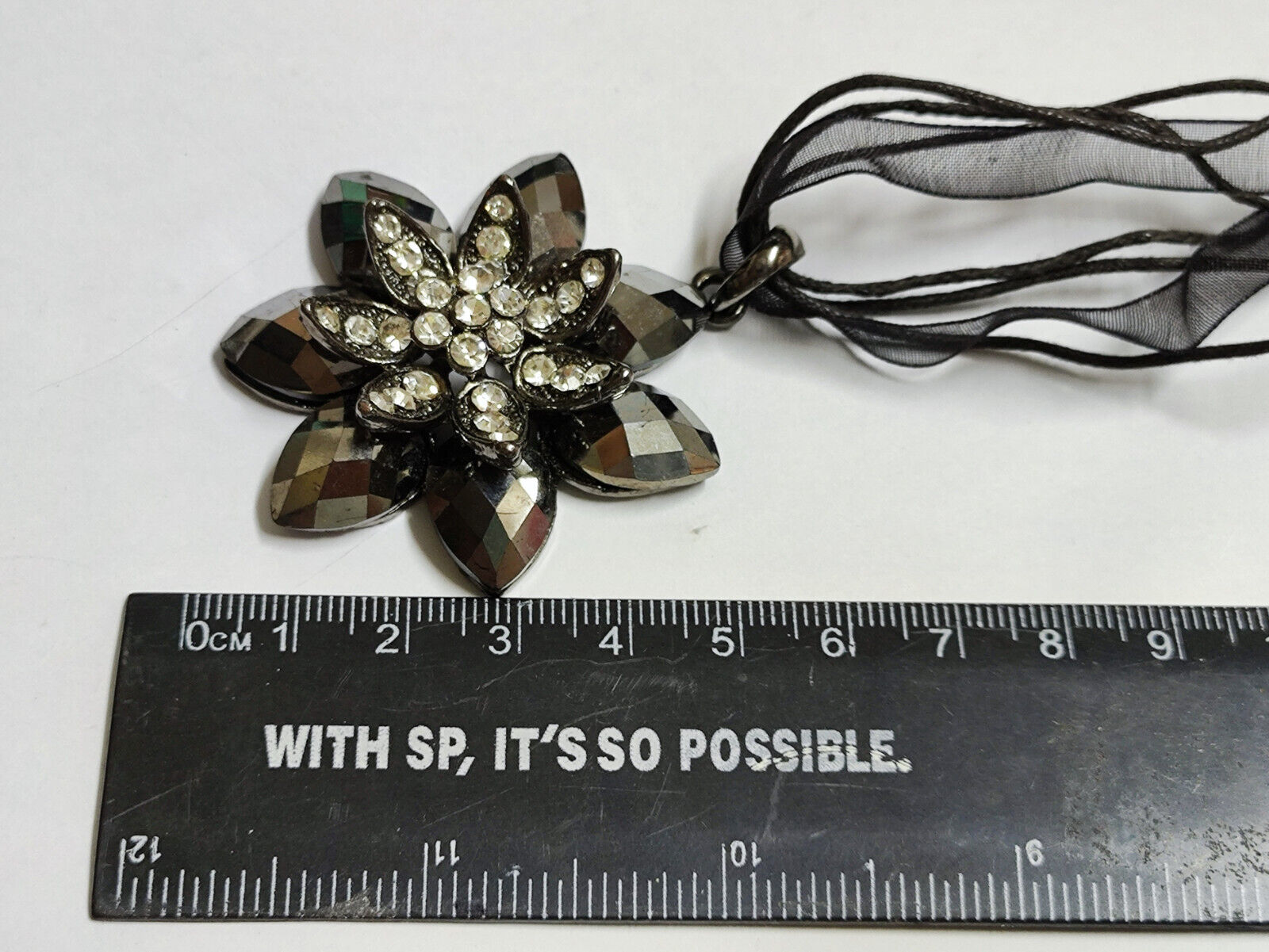 AMM68 STUNNING BLACK 17'' NECKLACE RHINESTONE PENDANT GLASS LOTUS FLOWER (JF018)