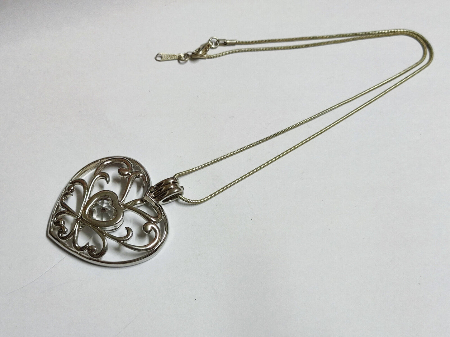 AMM68 STUNNING VINTAGE SILVER TONE 16'' NECKLACE PENDANT LOVE HEART (JF014)