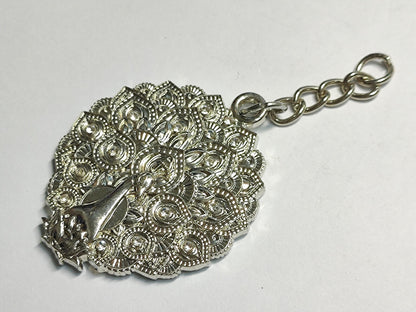 AMM68 STUNNING VINTAGE KEYCHAIN KEYRING SILVER TONE BEAUTIFUL PEACOCK (JF067)