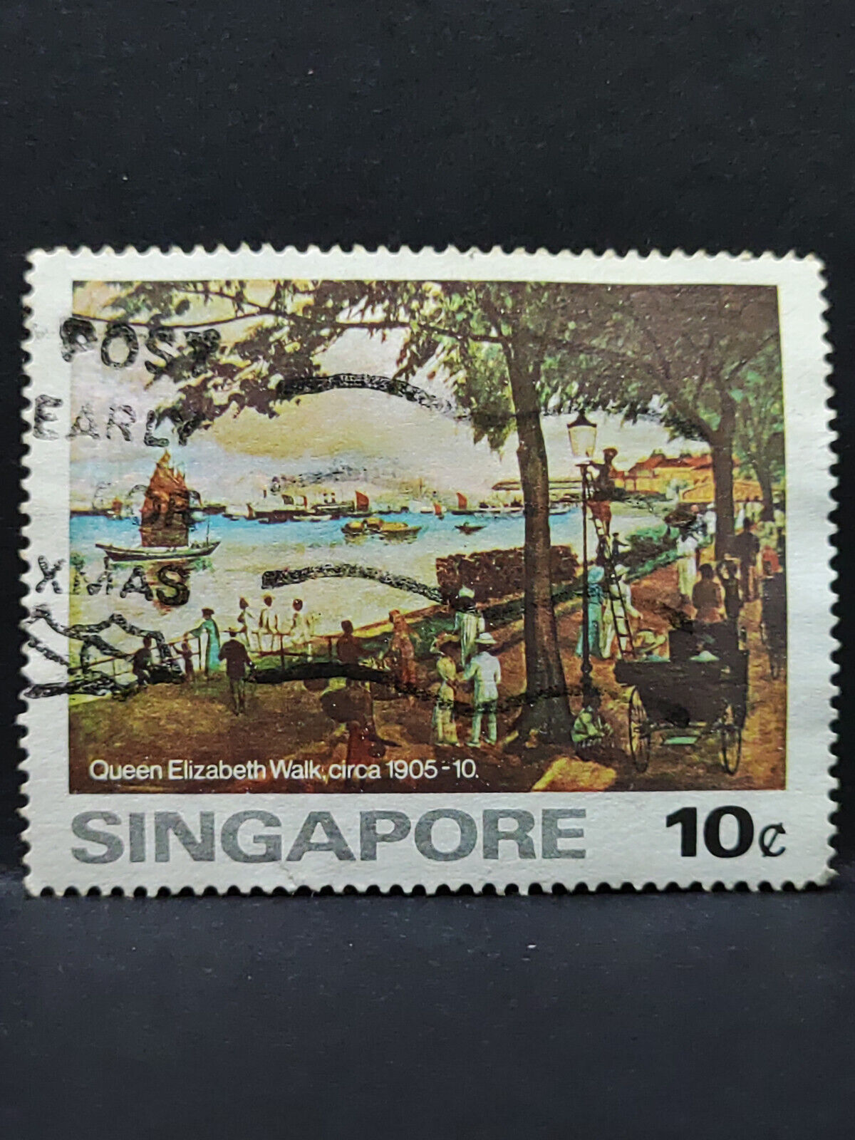 AMM68 Singapore Queen Elizabeth Walk 10 cents Used Stamp (SA033)