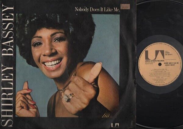 Mega Rare Shirley Bassey Nobody Does It Like Me ChiangHuat Singapore LP ELP1385