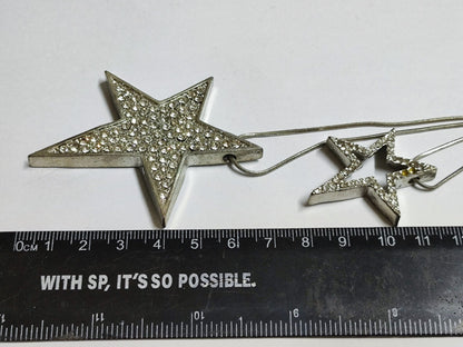 AMM68 STUNNING VINTAGE SILVER TONE 23'' NECKLACE RHINESTONE PENDANT STARS JF013