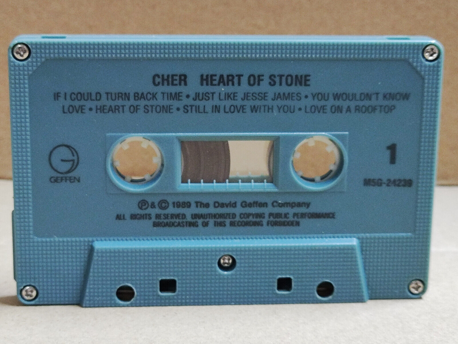 AMM68 CHER HEART OF STONE 1989 USA ENGLISH CASSETTE (CS2282)