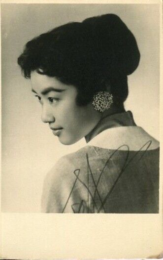 50's China Hong Kong Actress Nan Hong 南紅 Pretty Woman Photo Not Postcard PC349