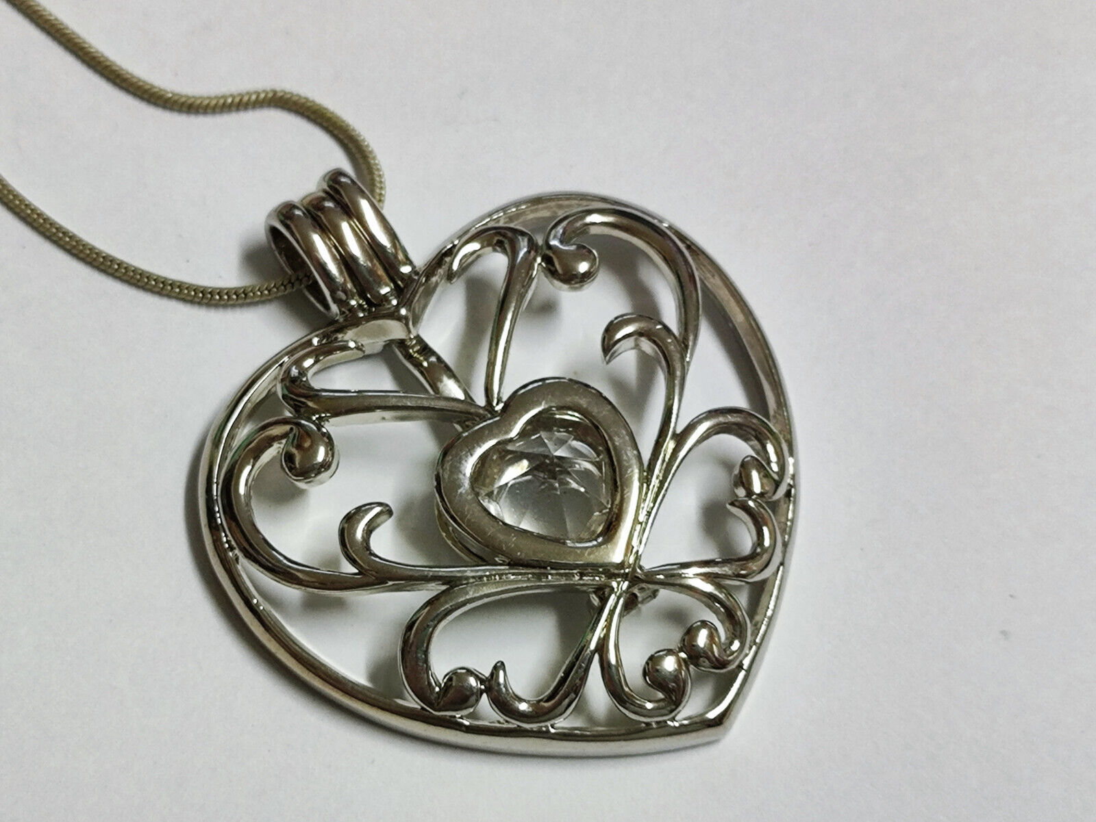 AMM68 STUNNING VINTAGE SILVER TONE 16'' NECKLACE PENDANT LOVE HEART (JF014)