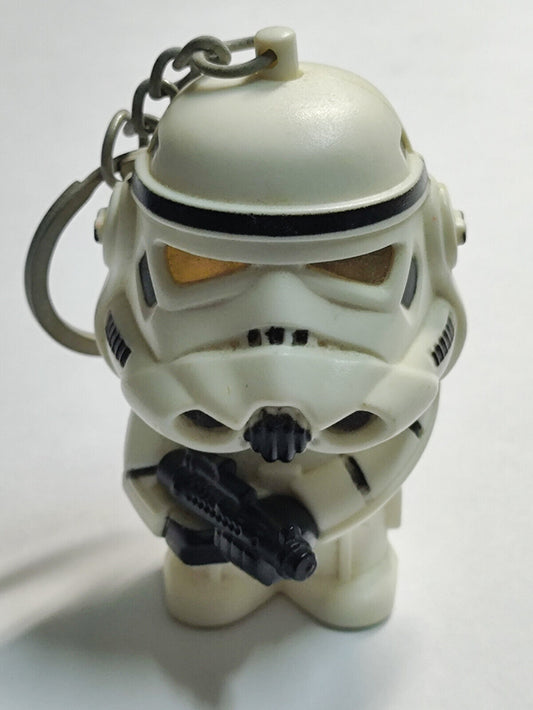 AMM68 STUNNING VINTAGE KEYCHAIN KEYRING STAR WARS STORMTROOPER WHITE (JF075)