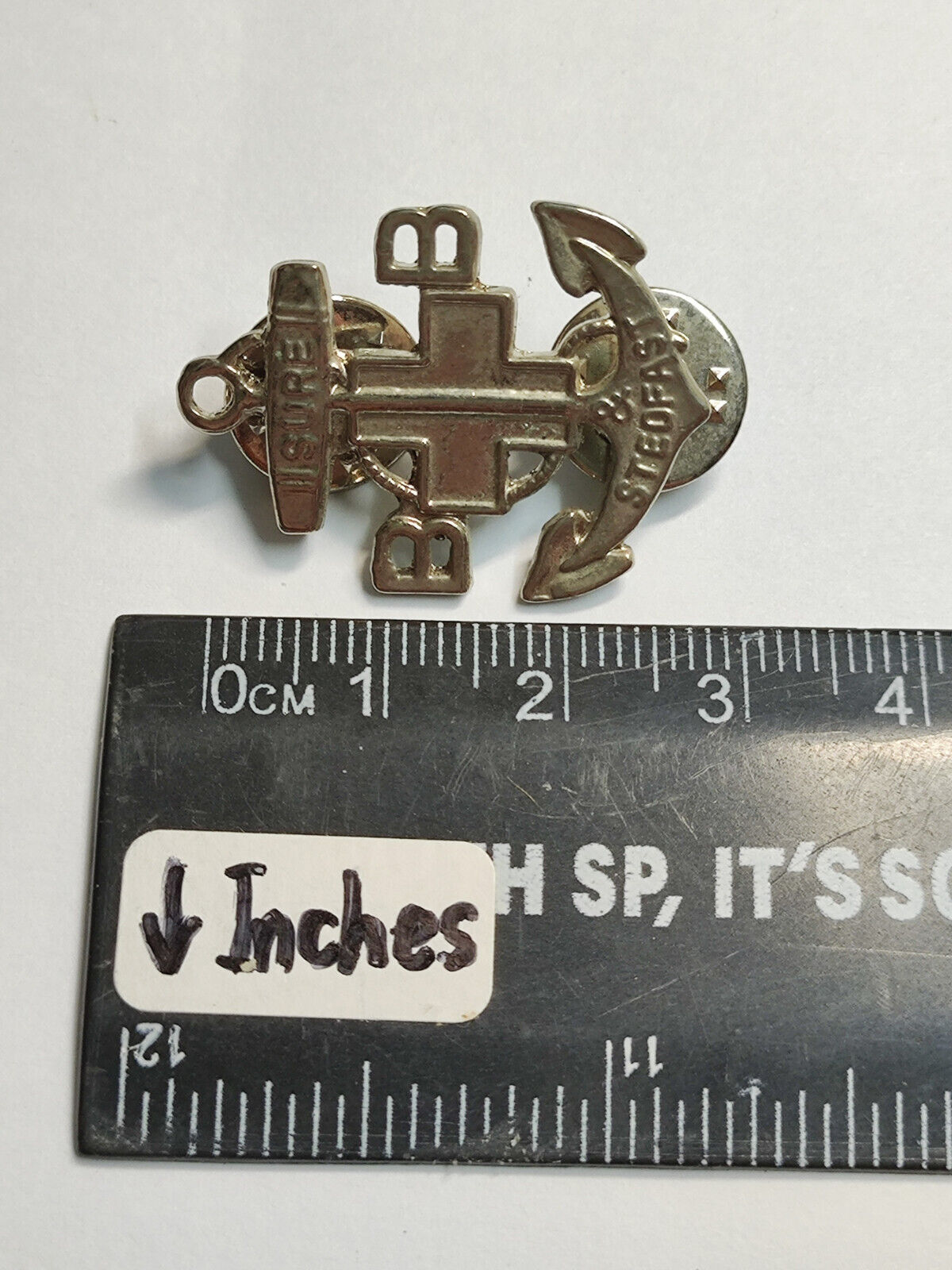 AMM68 PIN BADGE SINGAPORE THE BOY'S BRIGADE (JF110)