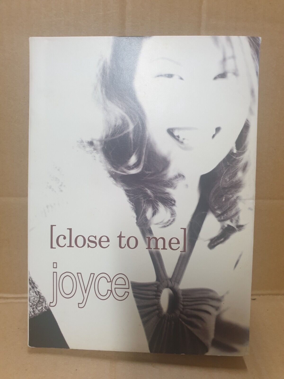 Singapore Joyce Close To Me 2007 English CD (FCB2387)