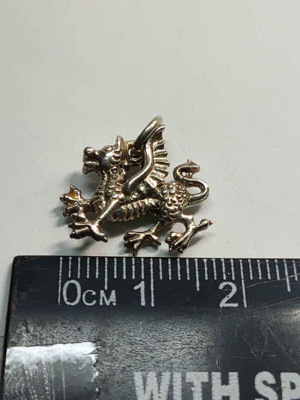 AMM68 VINTAGE SILVER PENDANT DRAGON (LPSP001)