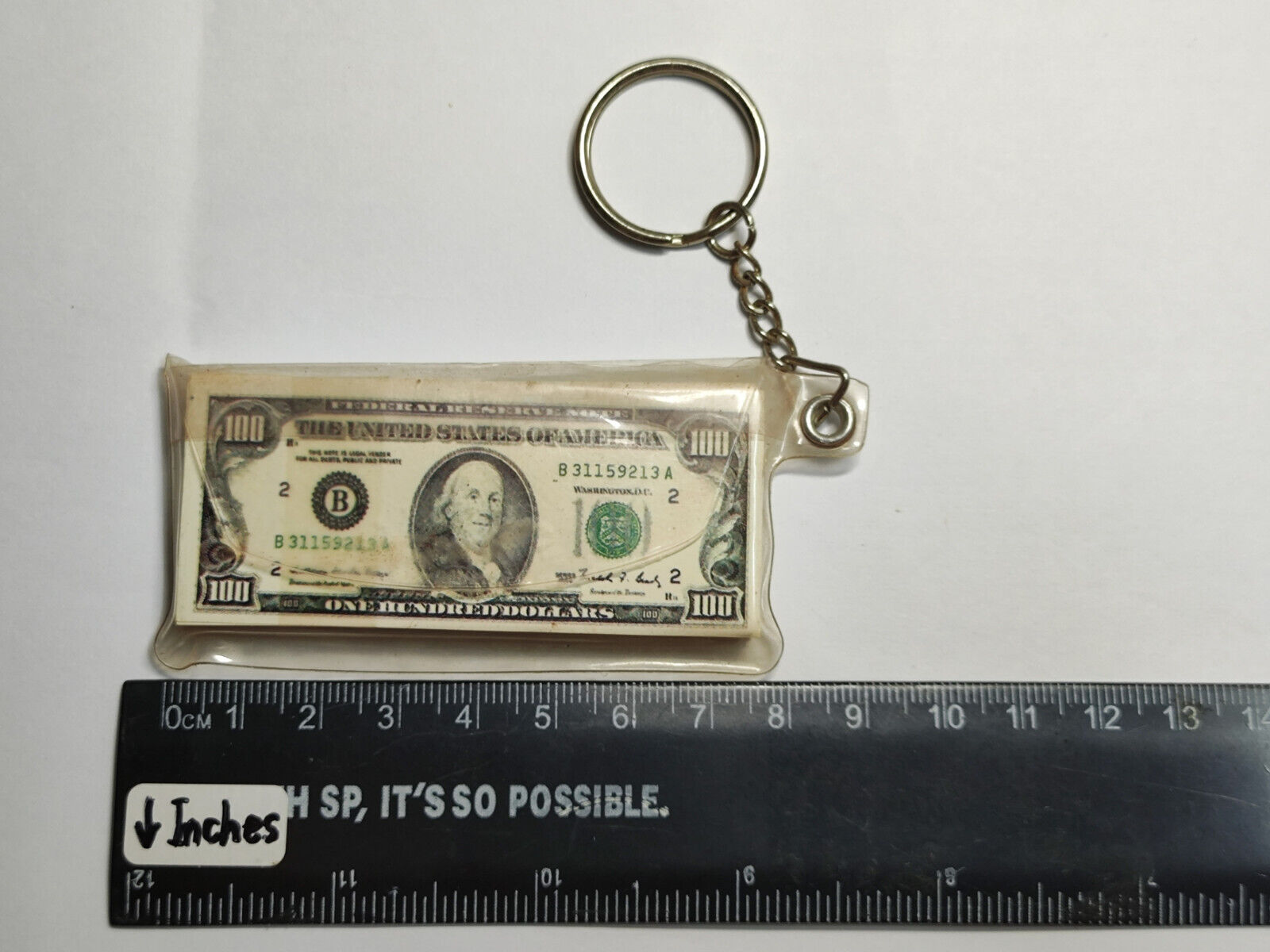 AMM68 VINTAGE KEYCHAIN KEYRING USA $100 MINI BANKNOTES (JF092)