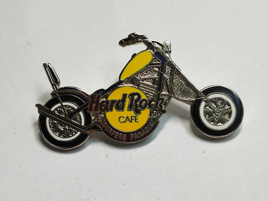 AMM68 PIN BADGE HARD ROCK CAFE SURFERS PARADISE (JF115)