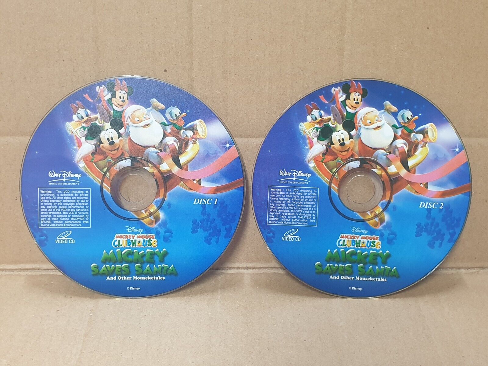 Disney Cartoon Mickey Saves Santa Malaysia English Video CD 2x VCD (FCS10202)