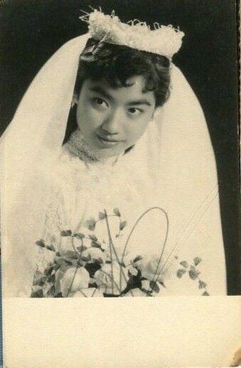 50's HK Actress Nan Hong 南紅 Wedding Gown Pretty Woman Photo Not Postcard PC330