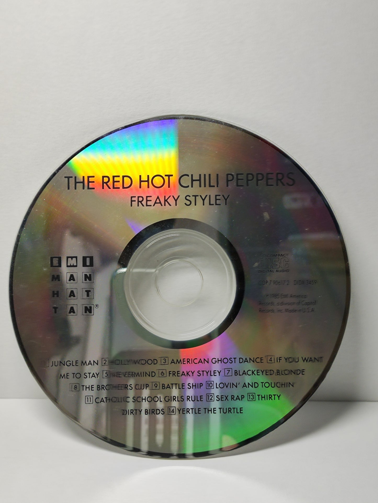 AMM25 THE RED HOT CHILI PEPPERS FREAKY STYLEY 1985 USA English CD FCP015