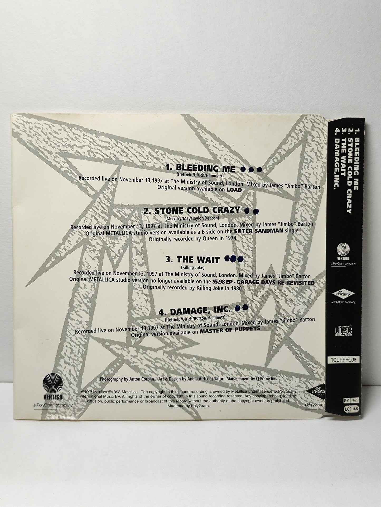 AMM25 METALICA LIVE IN LONDON ANTIPDEAN TOUR EDITION 1997 English CD FCP016