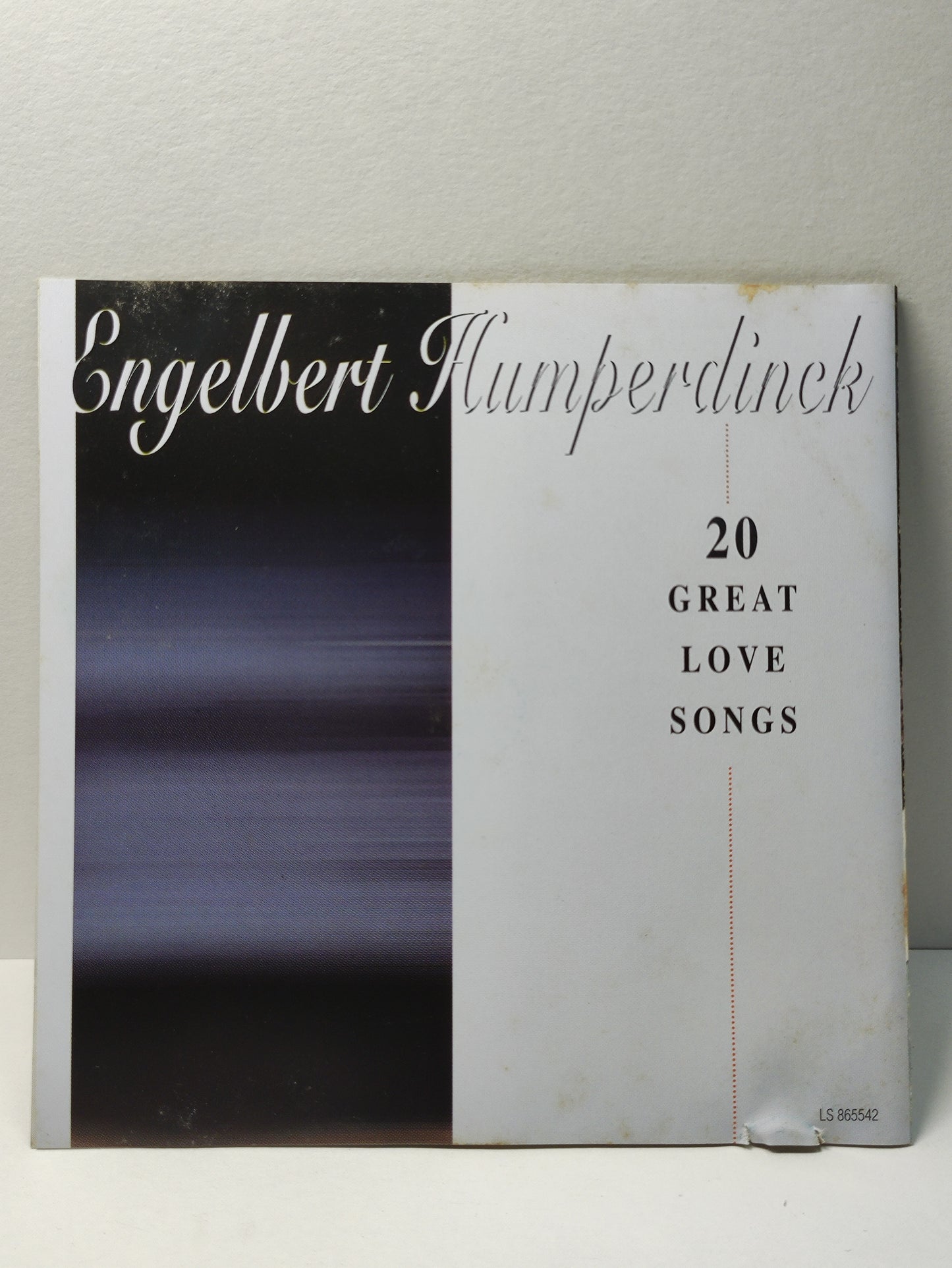 AMM25 ENGELBERT HUMPERDINCK 20 GREAT LOVE SONGS CAN’T TAKE MY EYES OFF YOU 1996 EUROPE ENGLISH CD FCP270
