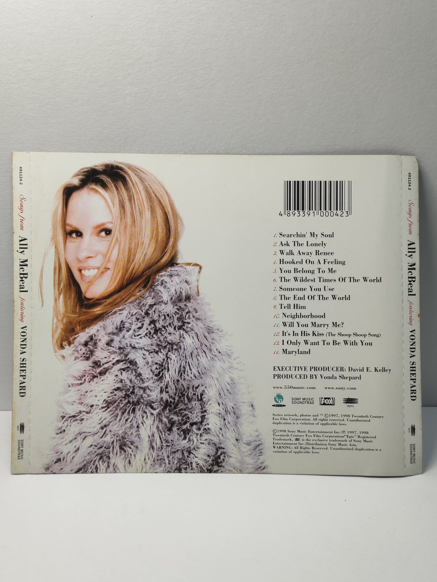 AMM25 VONDA SHEPARD SONGS FROM ALLY MCBEAL ASK THE LONELY WALK AWAY RENEE 1998 SONY ASIA ENGLISH CD FCP276